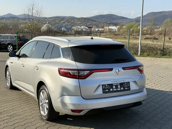 Poza anunț 14