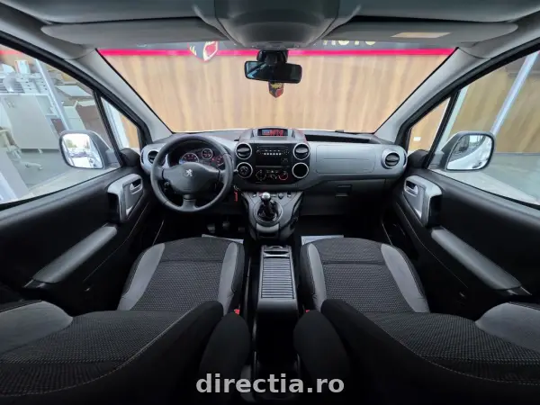 Poza anunț 17