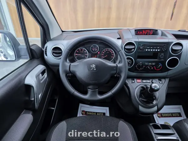Poza anunț 16