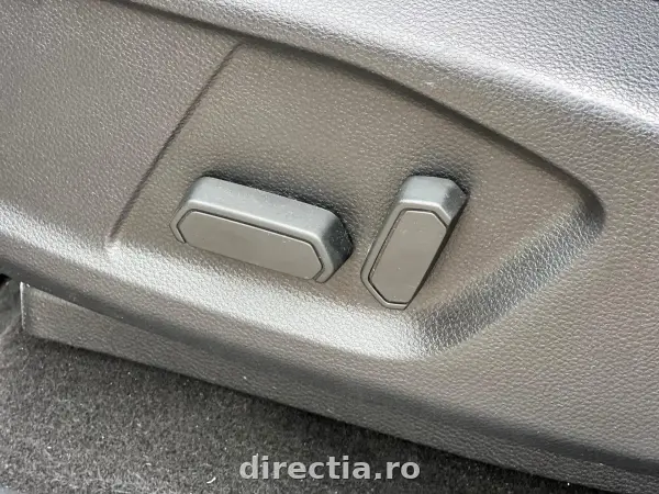 Poza anunț 12
