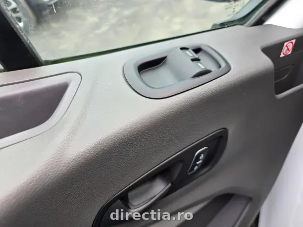 Poza anunț 11