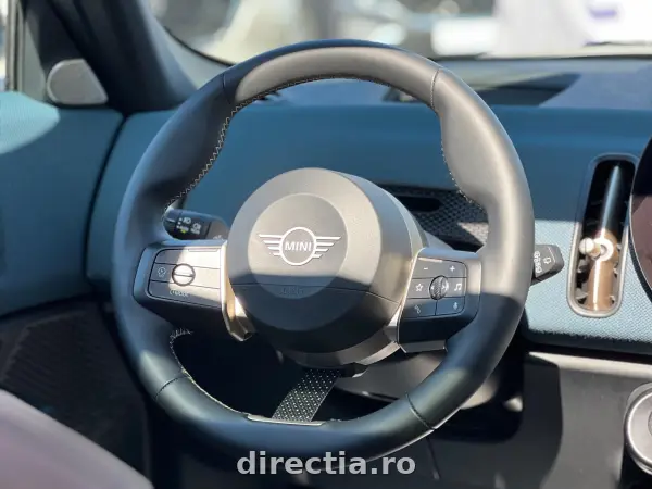 Poza anunț 12