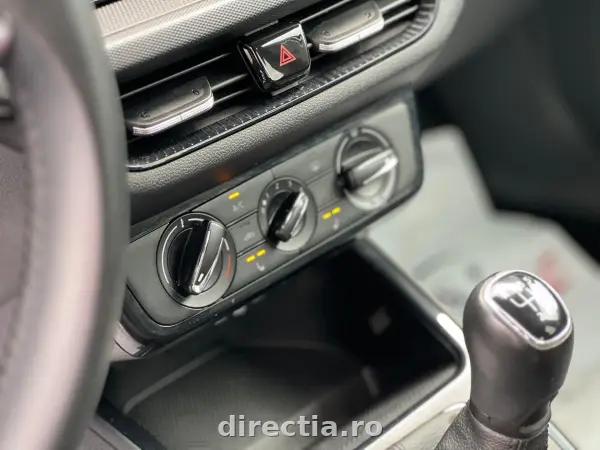 Poza anunț 12