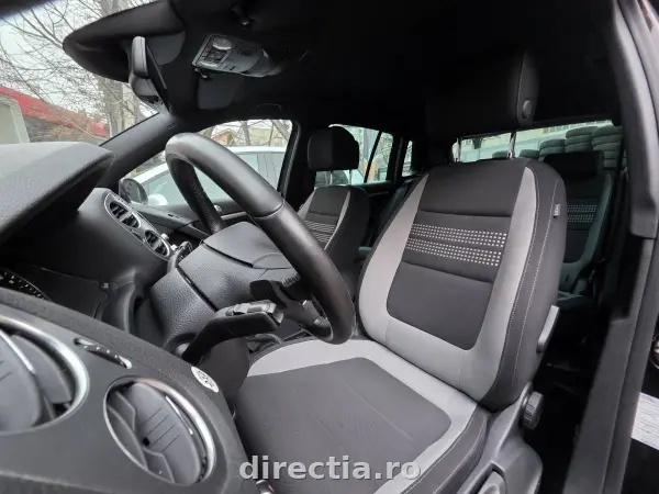 Poza anunț 11