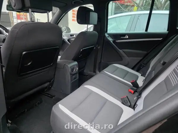 Poza anunț 12
