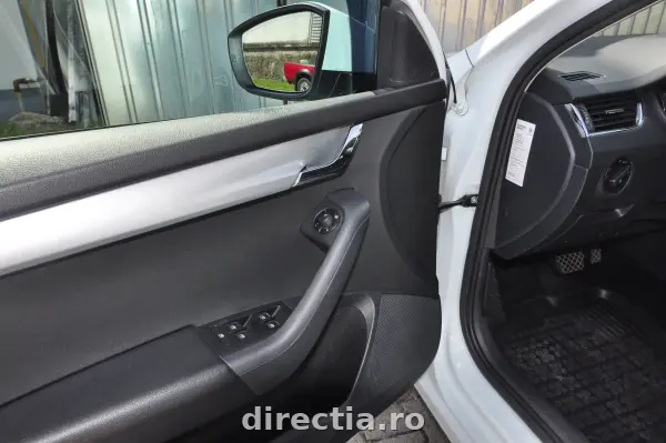 Poza anunț 14