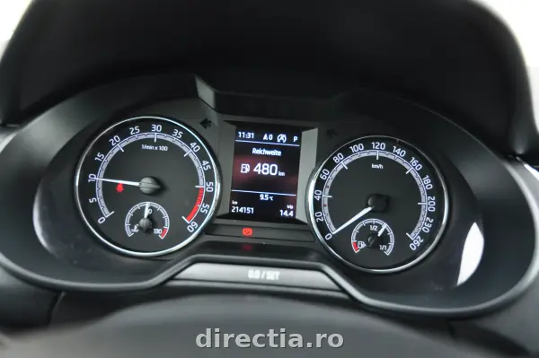 Poza anunț 25