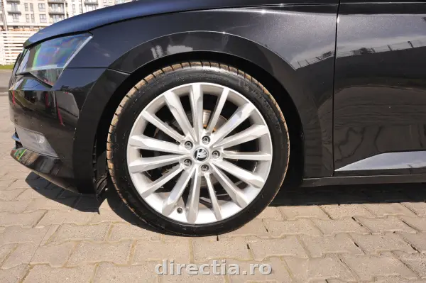 Poza anunț 11