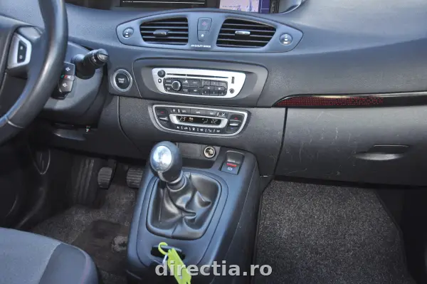 Poza anunț 18