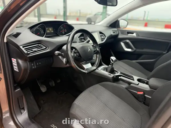 Poza anunț 23