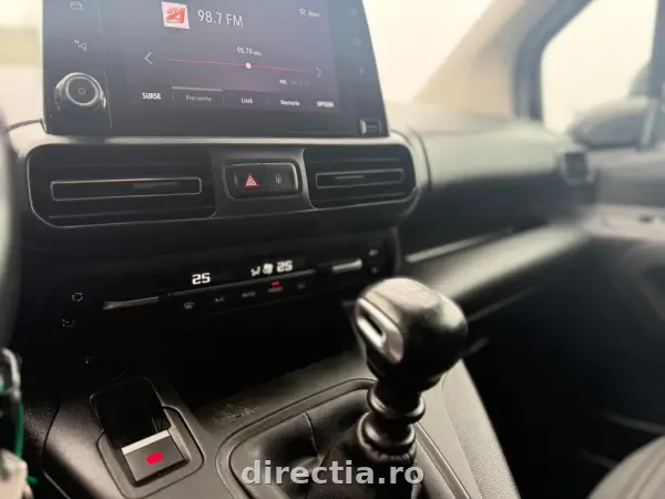 Poza anunț 8
