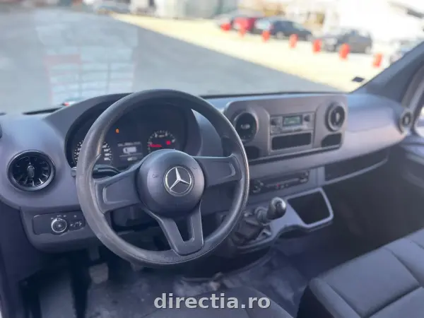Poza anunț 8