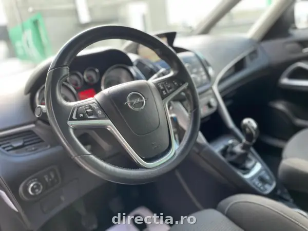 Poza anunț 12
