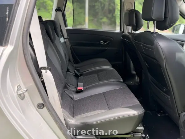 Poza anunț 12