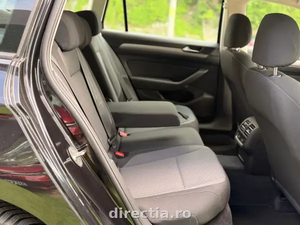 Poza anunț 12