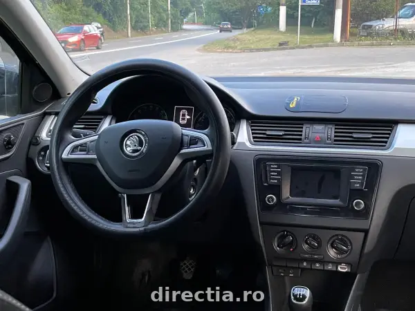Poza anunț 11