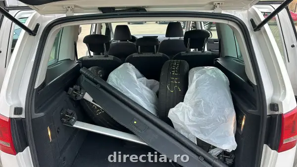 Poza anunț 14