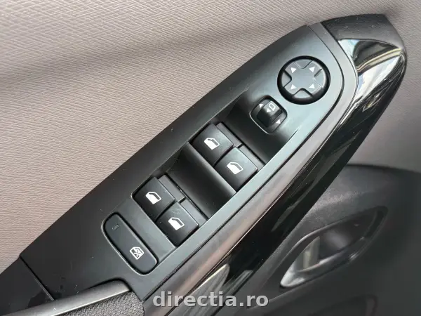 Poza anunț 19