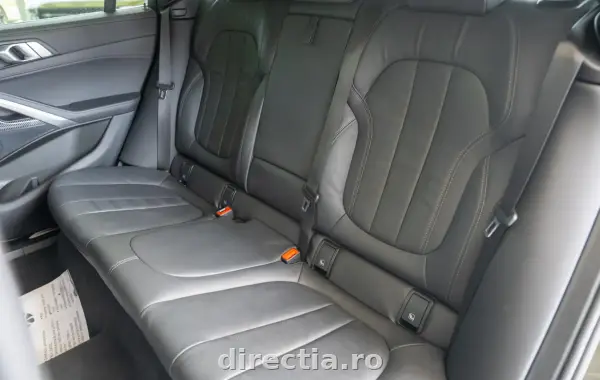 Poza anunț 32