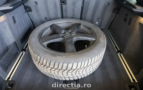 Poza anunț 12