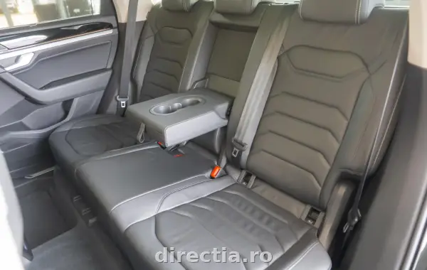 Poza anunț 25