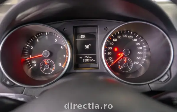 Poza anunț 12