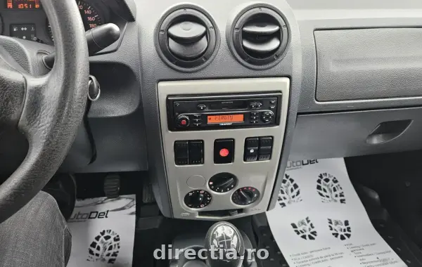 Poza anunț 12