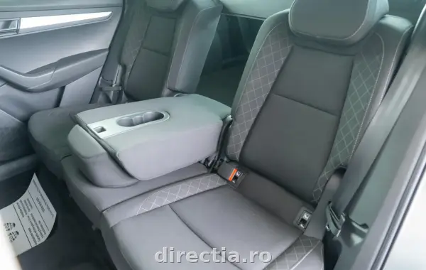 Poza anunț 24