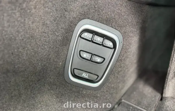 Poza anunț 30
