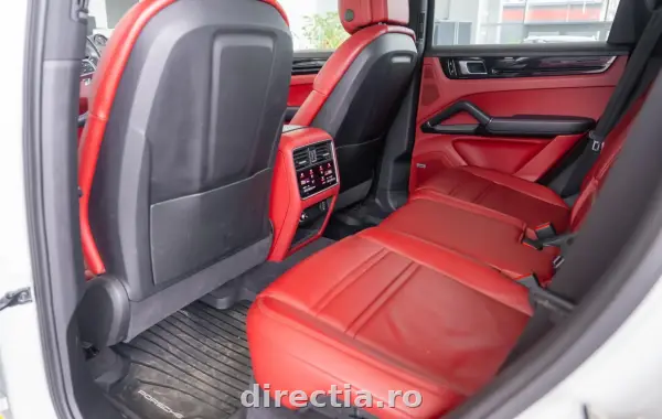 Poza anunț 18